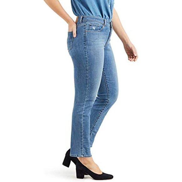 Levi's Women's Classic Straight Jeans, moonlight sky, 27 (US 4) - Picture 2 of 3